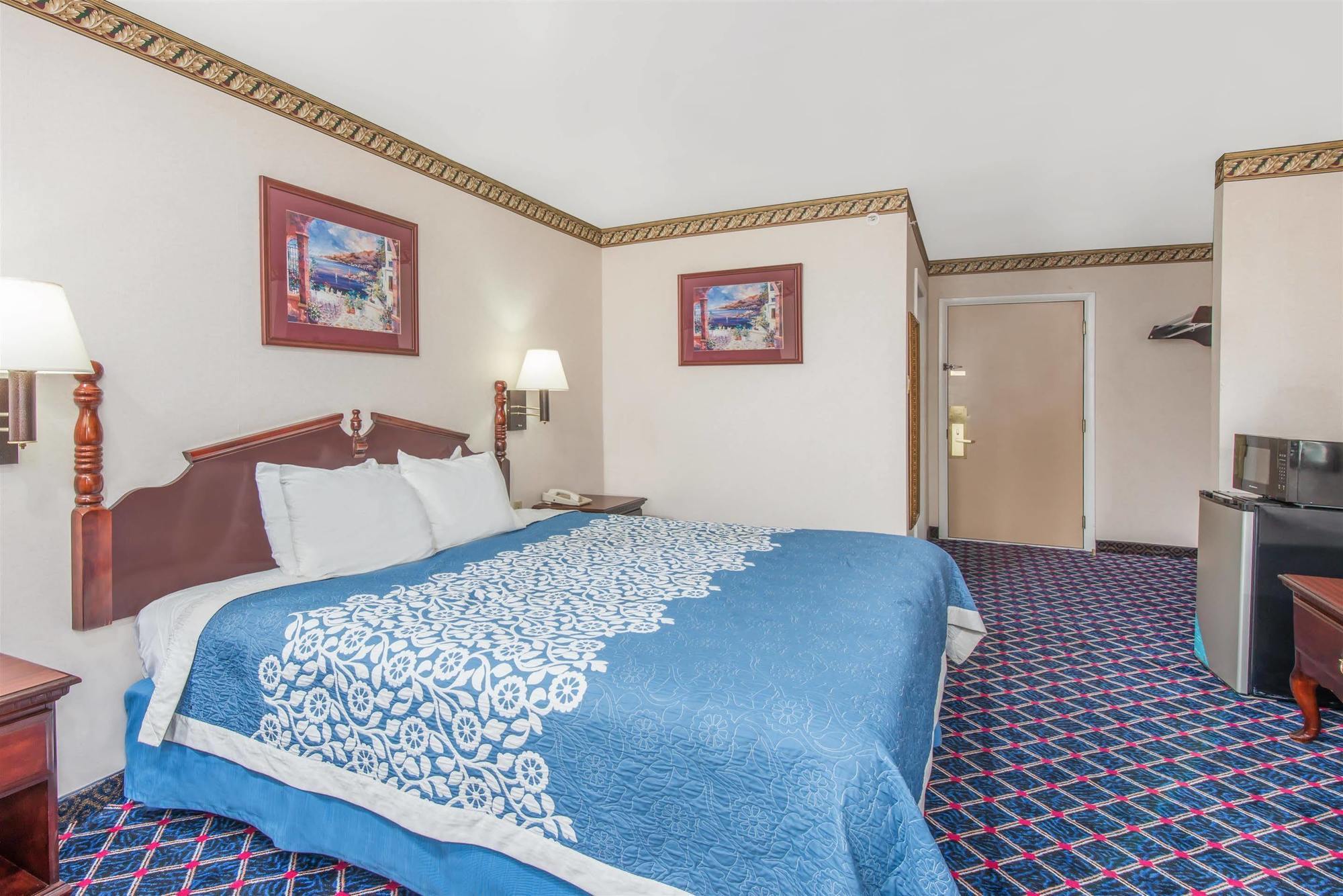 Days Inn By Wyndham Berlin Voorhees Exteriér fotografie
